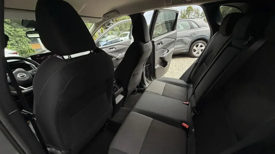 NISSAN Qashqai -
