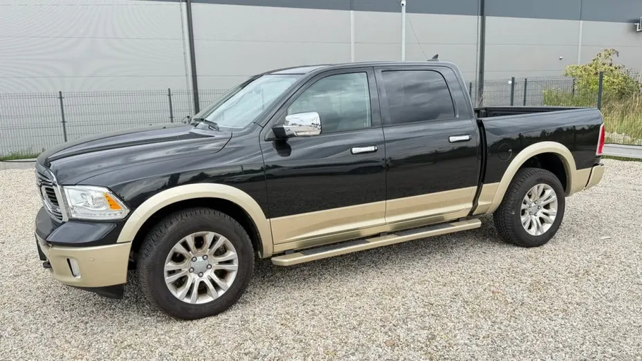 DODGE RAM -