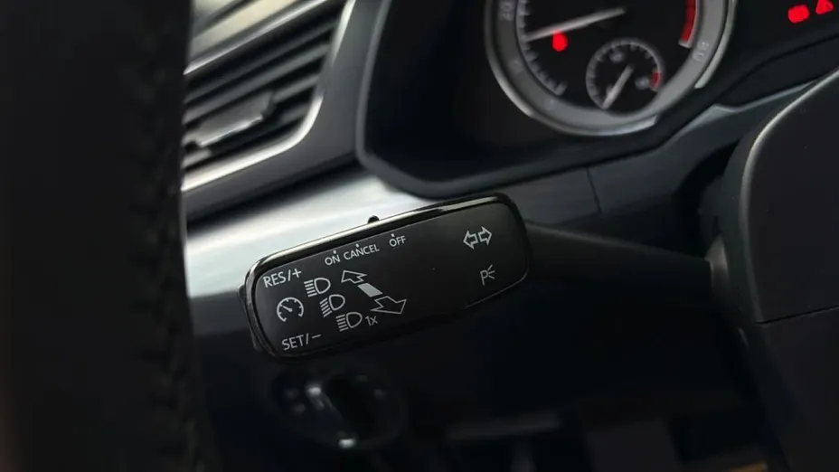 SKODA Superb -