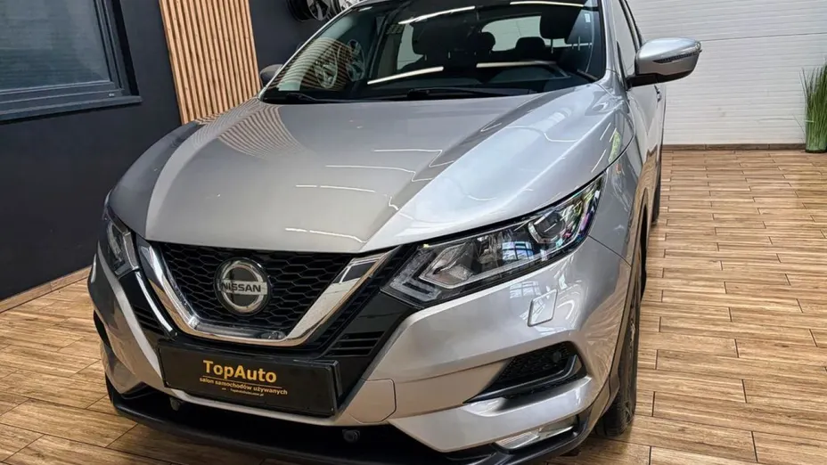 NISSAN Qashqai -