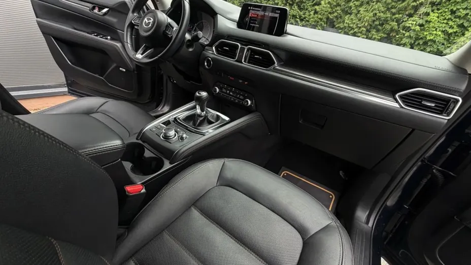 MAZDA CX-5 -