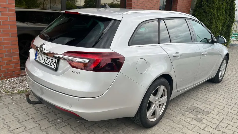 OPEL Insignia -