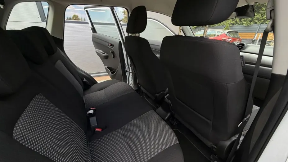 SUZUKI Vitara -