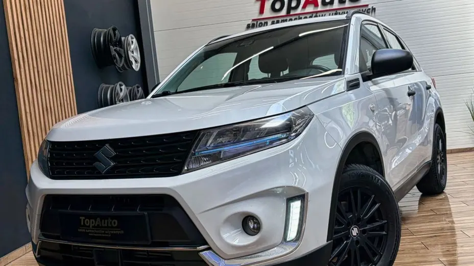 SUZUKI Vitara -