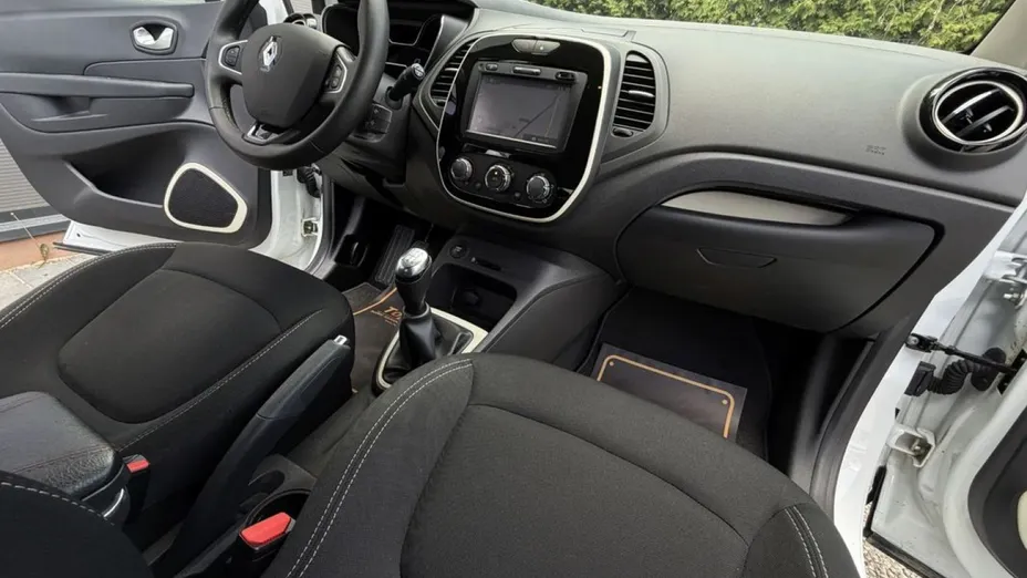 RENAULT Captur -