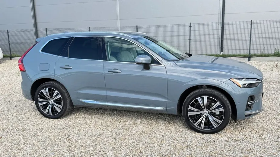 VOLVO XC60 -