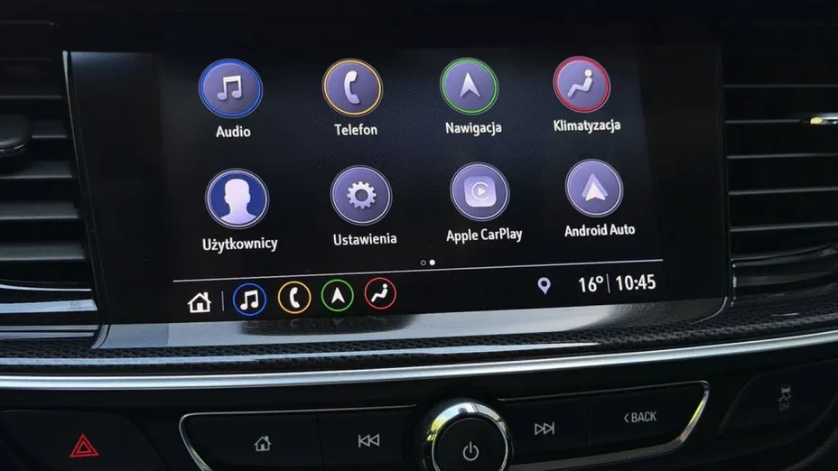 OPEL Insignia -