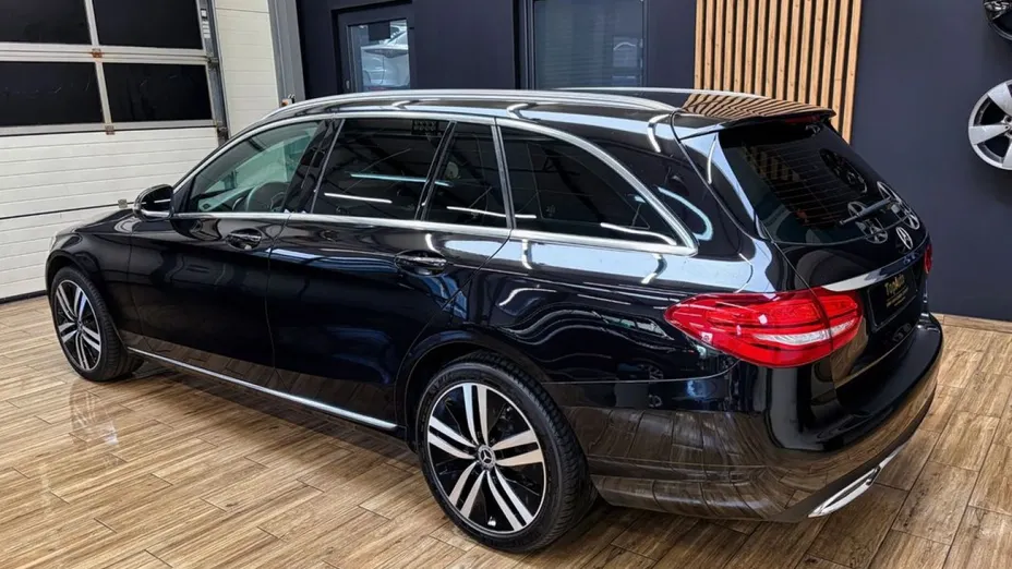 MERCEDES-BENZ C Klasa -