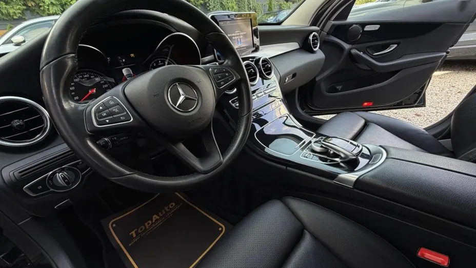 MERCEDES-BENZ C Klasa -
