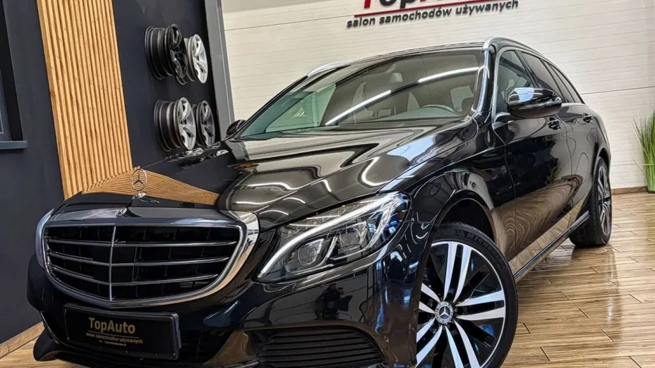 MERCEDES-BENZ C Klasa -