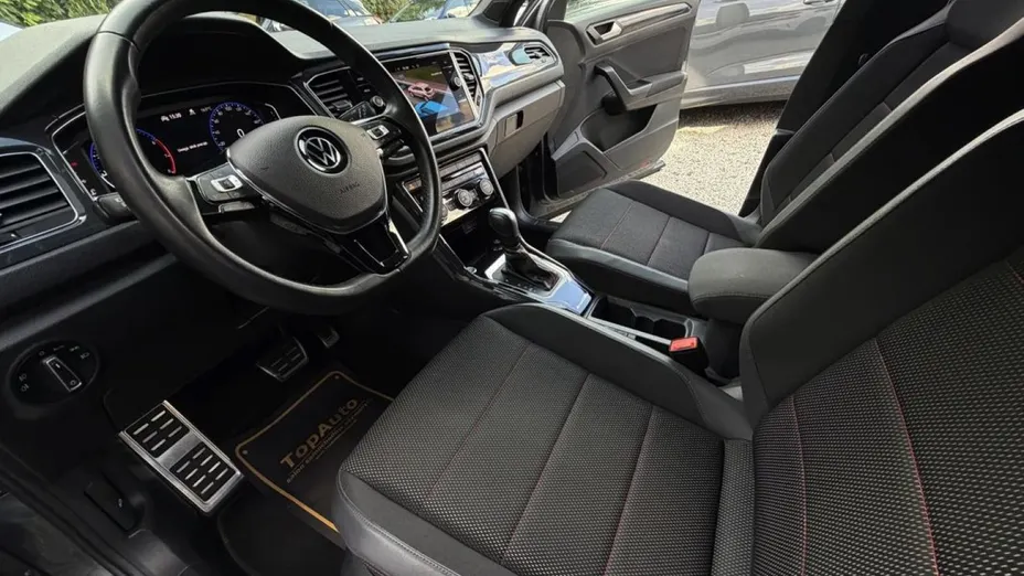 VOLKSWAGEN T-ROC -