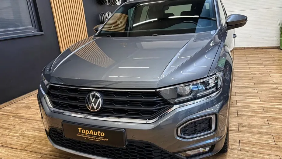 VOLKSWAGEN T-ROC -