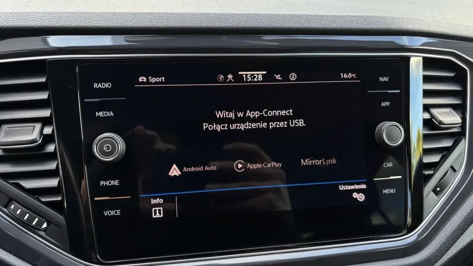 VOLKSWAGEN T-ROC -
