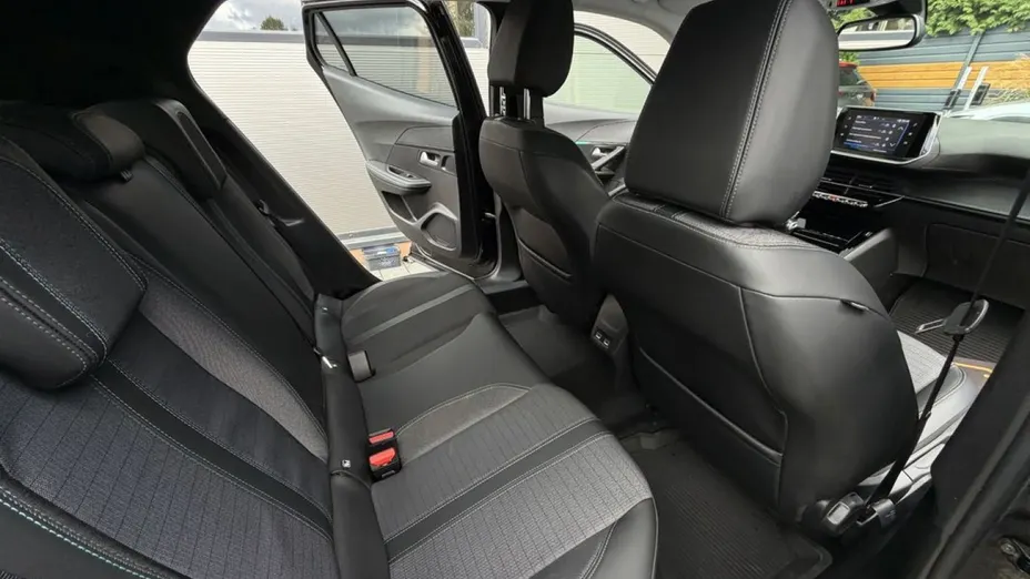 PEUGEOT 2008 -