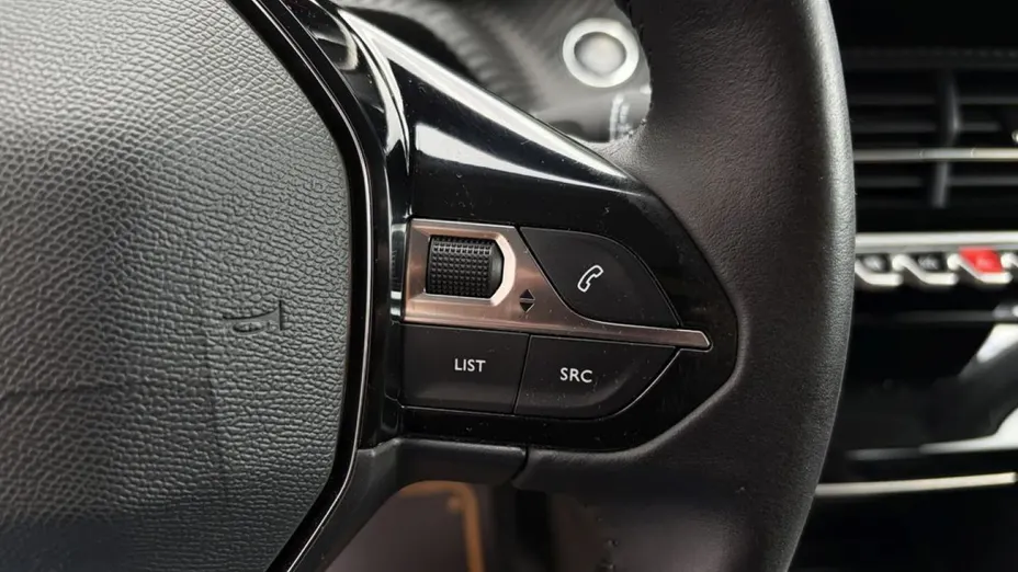 PEUGEOT 2008 -