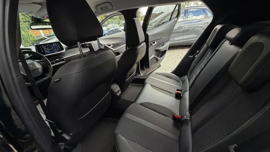 PEUGEOT 2008 -