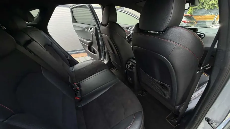 KIA ProCeed -