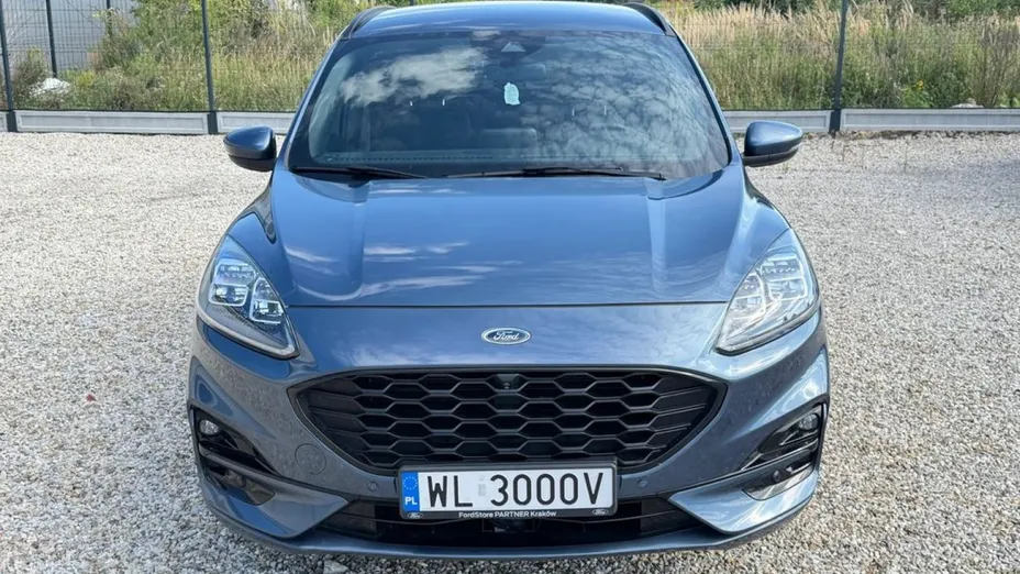 FORD Kuga -