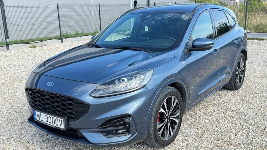 FORD Kuga -
