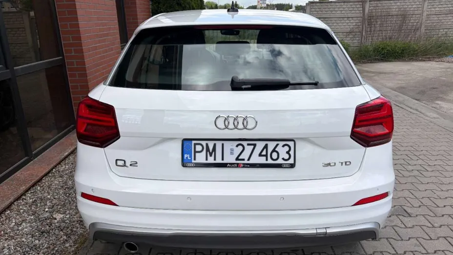 AUDI Q2 -