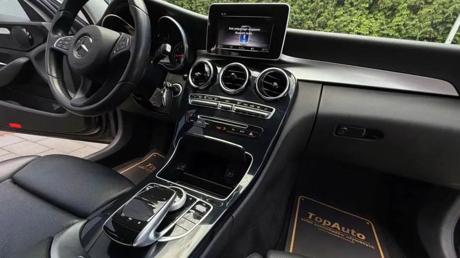 MERCEDES-BENZ C Klasa -
