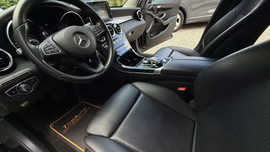 MERCEDES-BENZ C Klasa -