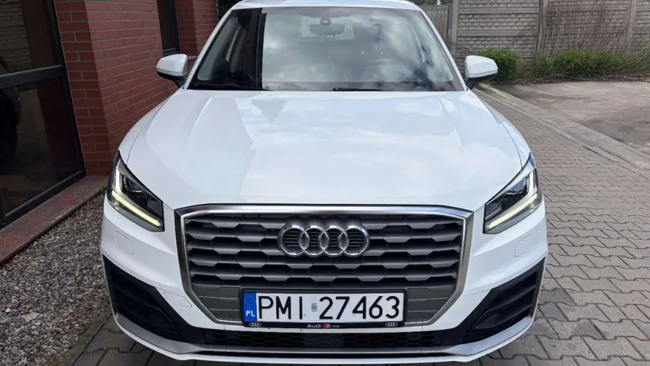 AUDI Q2 -