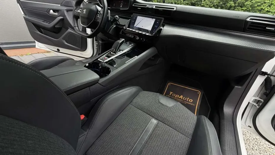 PEUGEOT 508 -
