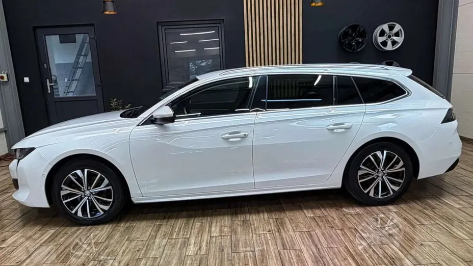PEUGEOT 508 -