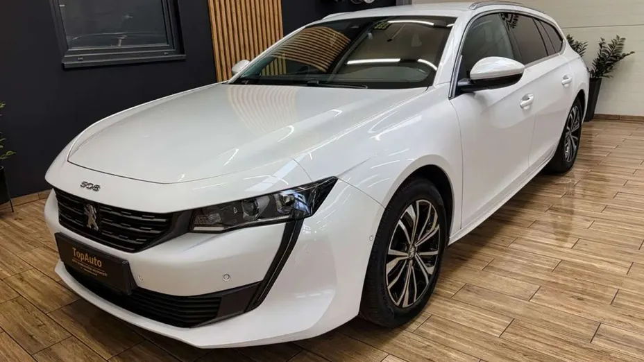 PEUGEOT 508 -