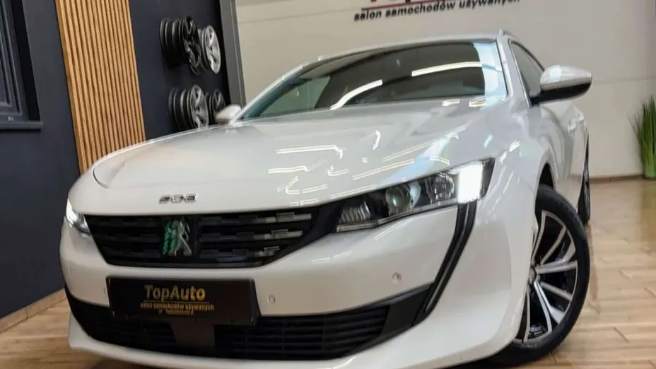 PEUGEOT 508 -