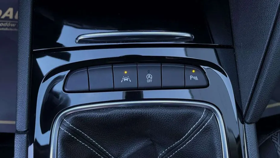 OPEL Insignia -