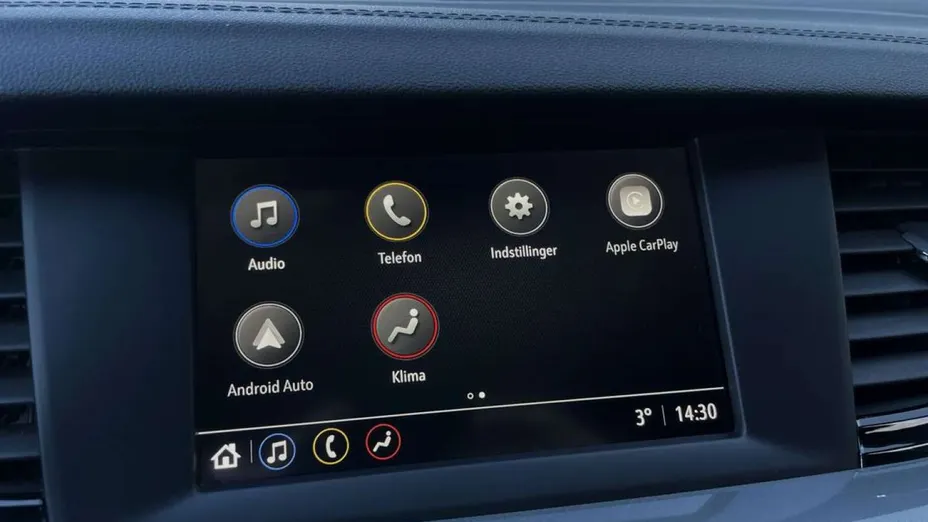 OPEL Insignia -