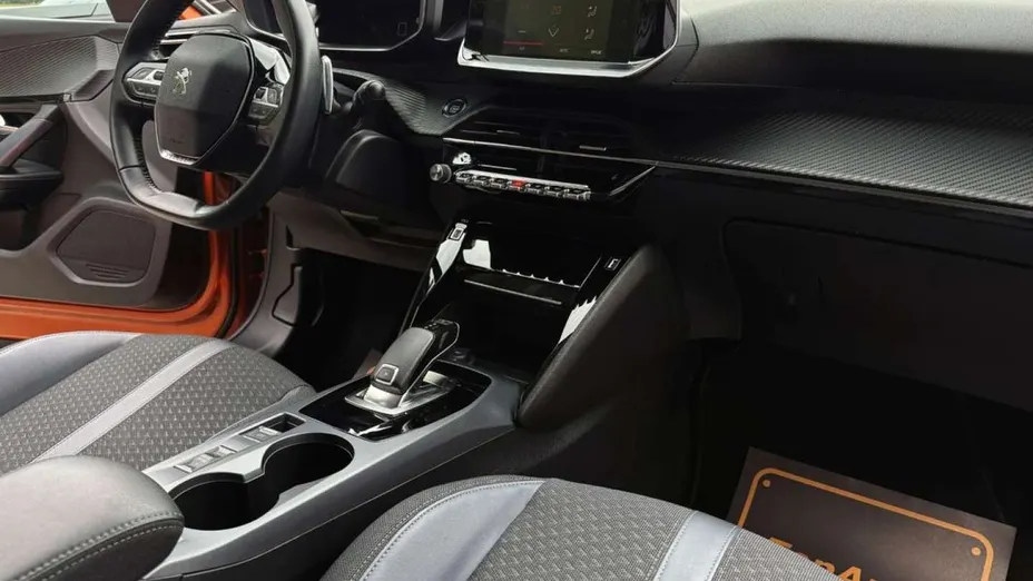 PEUGEOT 2008 -