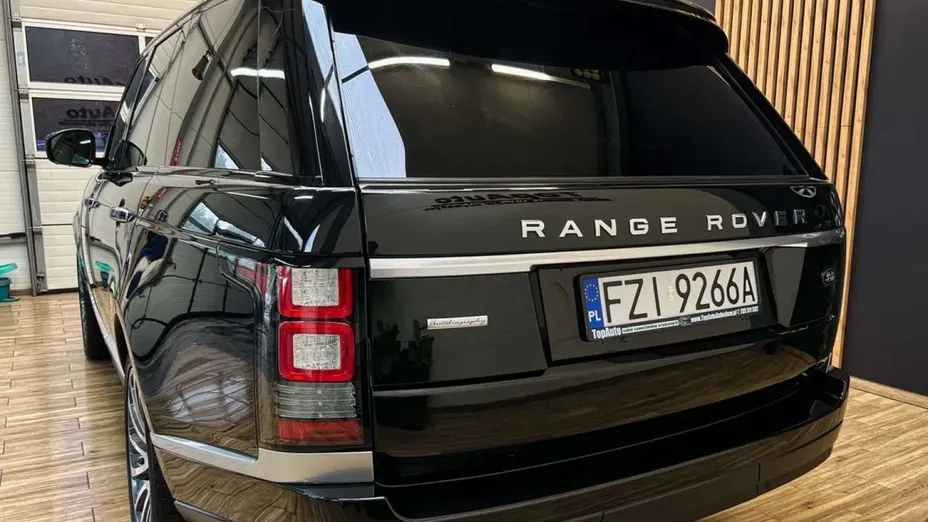 LAND ROVER Range Rover -
