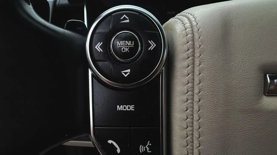 LAND ROVER Range Rover -