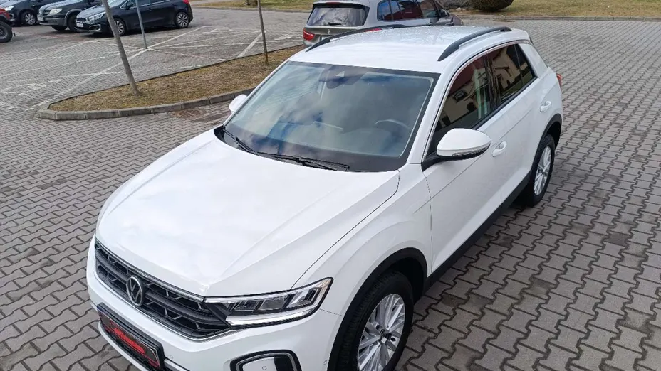 VOLKSWAGEN T-ROC -