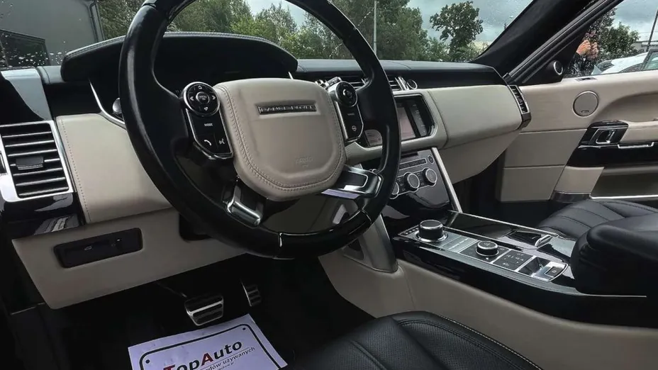 LAND ROVER Range Rover -