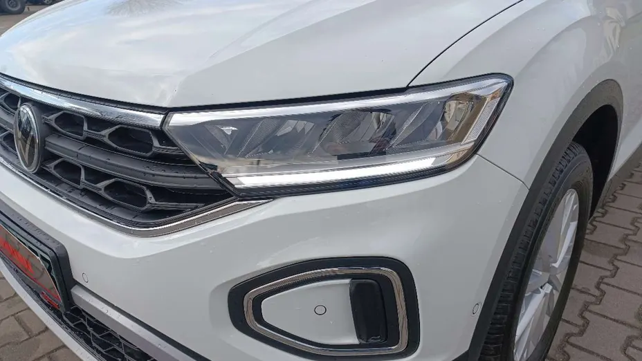 VOLKSWAGEN T-ROC -