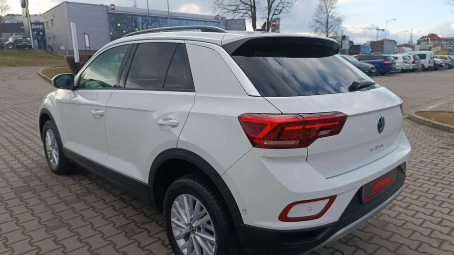 VOLKSWAGEN T-ROC -
