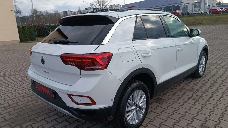 VOLKSWAGEN T-ROC -