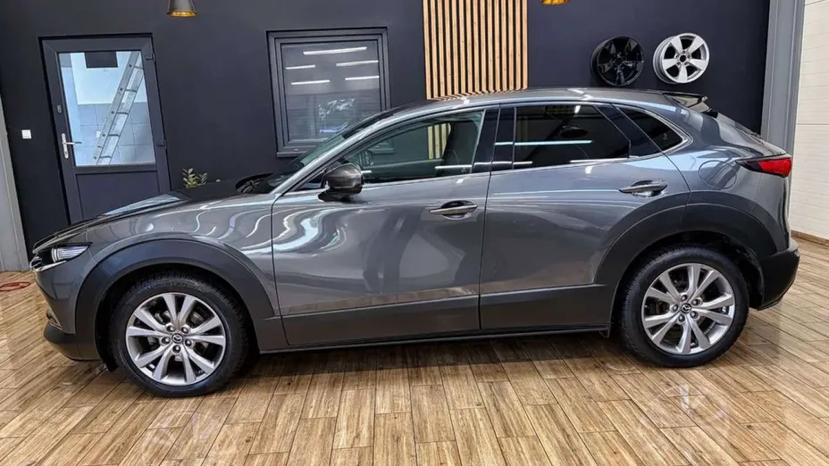 MAZDA CX-30 -