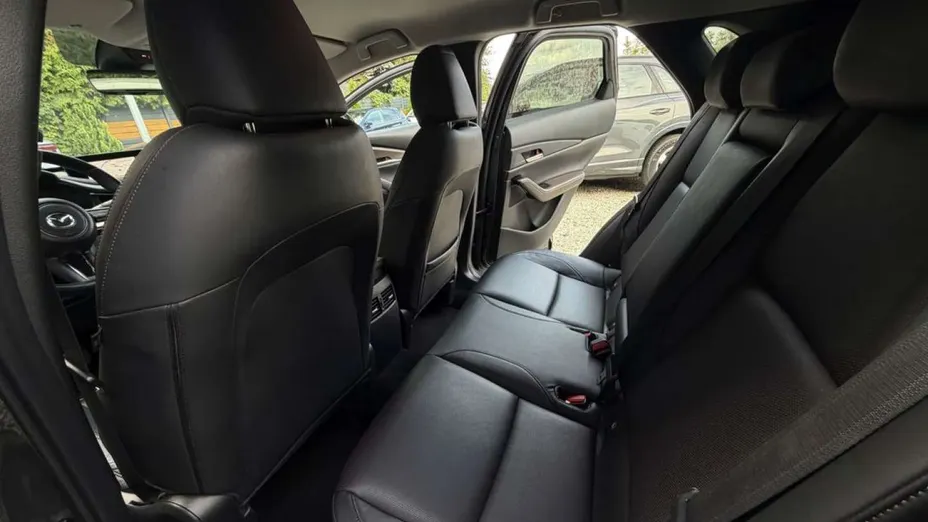MAZDA CX-30 -