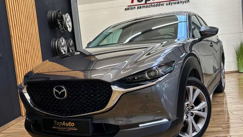 MAZDA CX-30 -