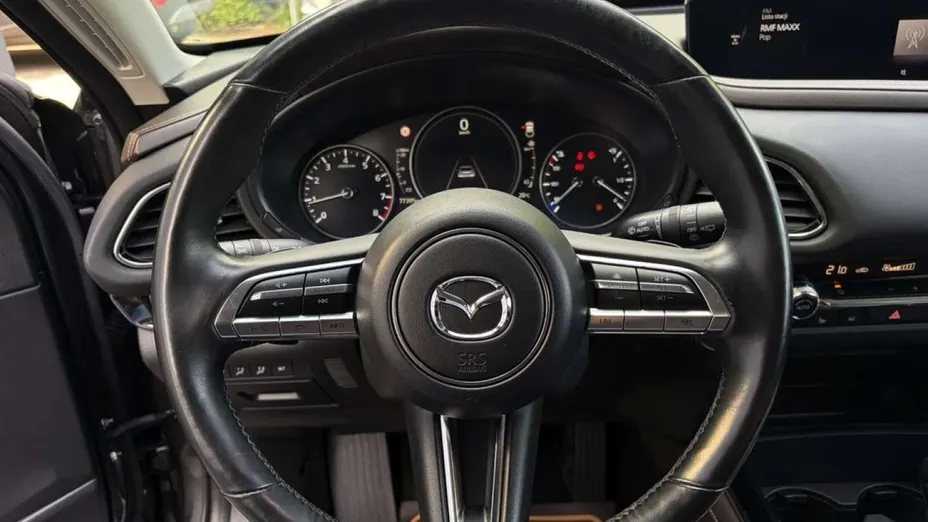 MAZDA CX-30 -