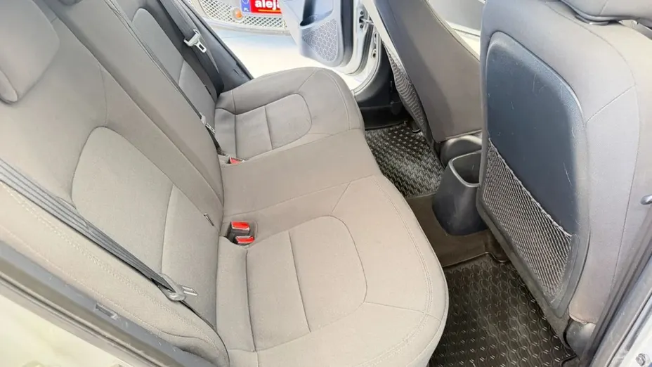 KIA Rio -