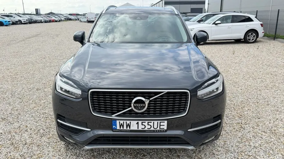 VOLVO XC90 -