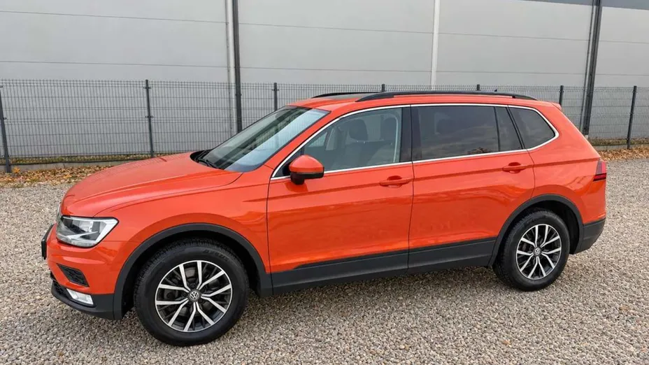 VOLKSWAGEN Tiguan Allspace -