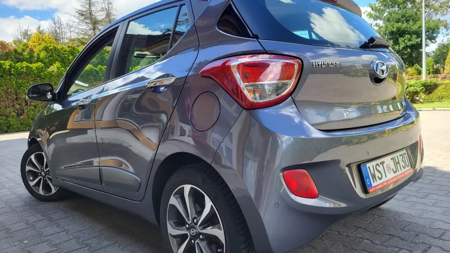 HYUNDAI i10 -