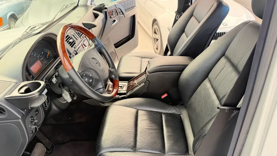 MERCEDES-BENZ Klasa G -